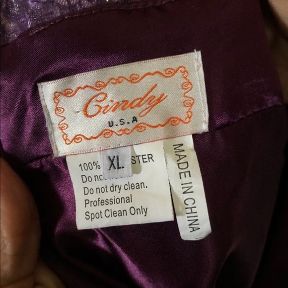 Formal Dress - Picture 3 of 4